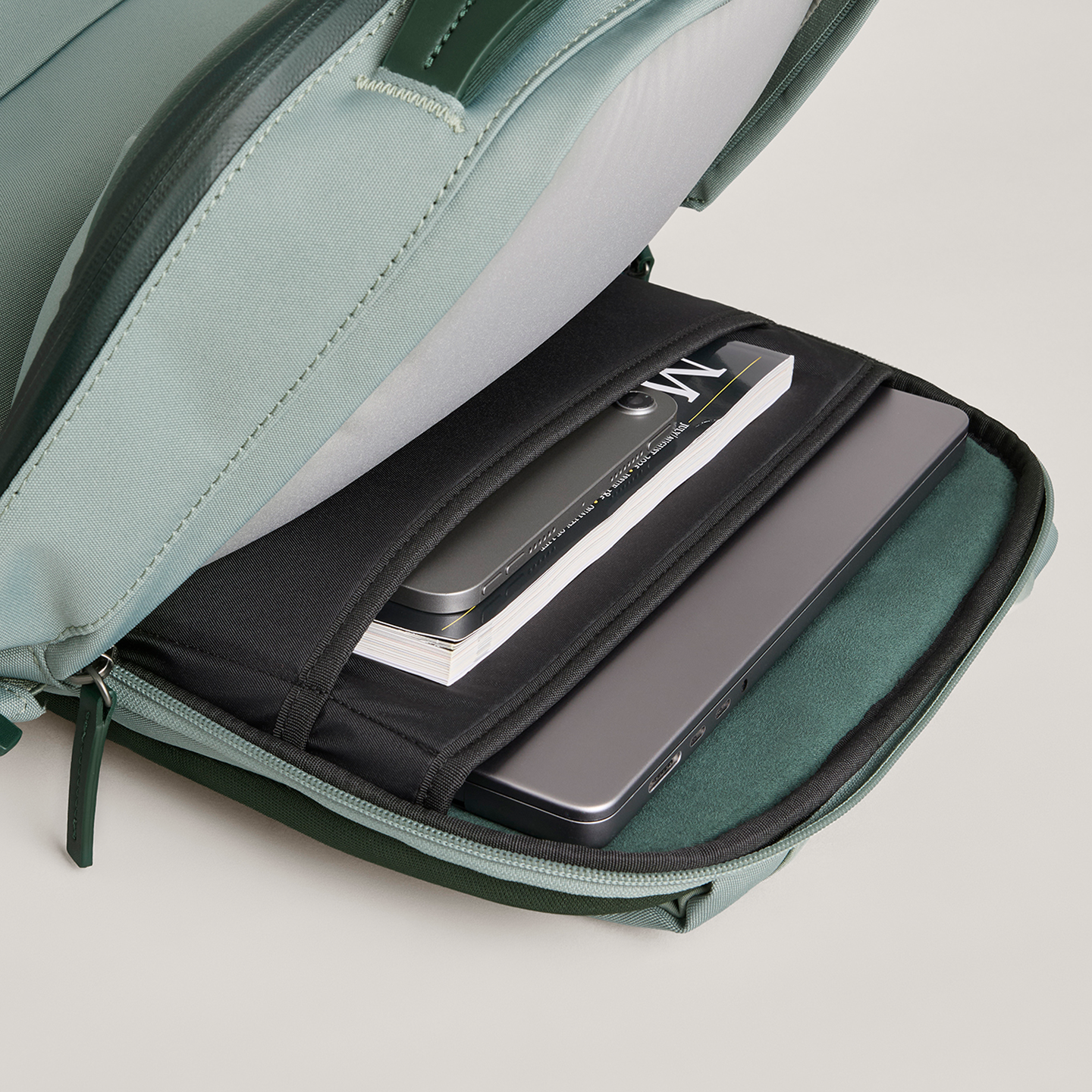 Apex Compact Backpack 4.0