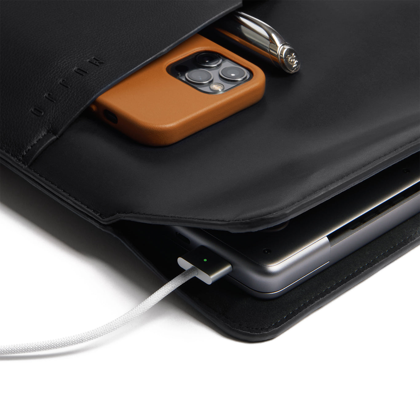 14__Laptop_Sleeve_Black_9