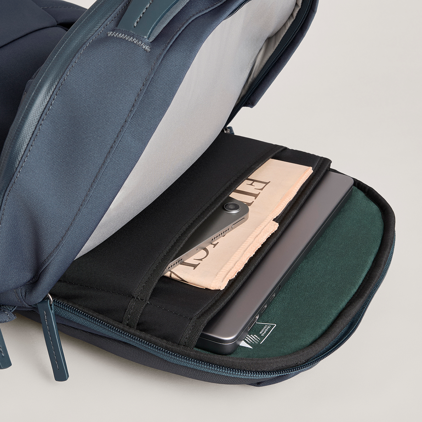 Apex Compact Backpack 4.0