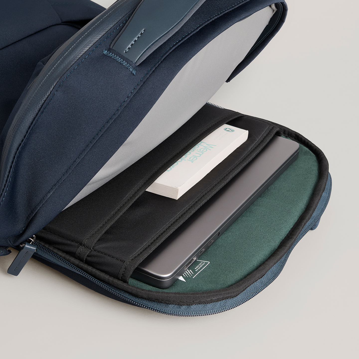 Apex Compact Backpack 4.0