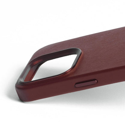Mujjo Full Leather Case for iPhone 15 Pro, red