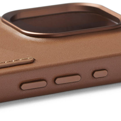 Mujjo Full Leather Wallet Case for iPhone 15 Pro, Tan, side buttons