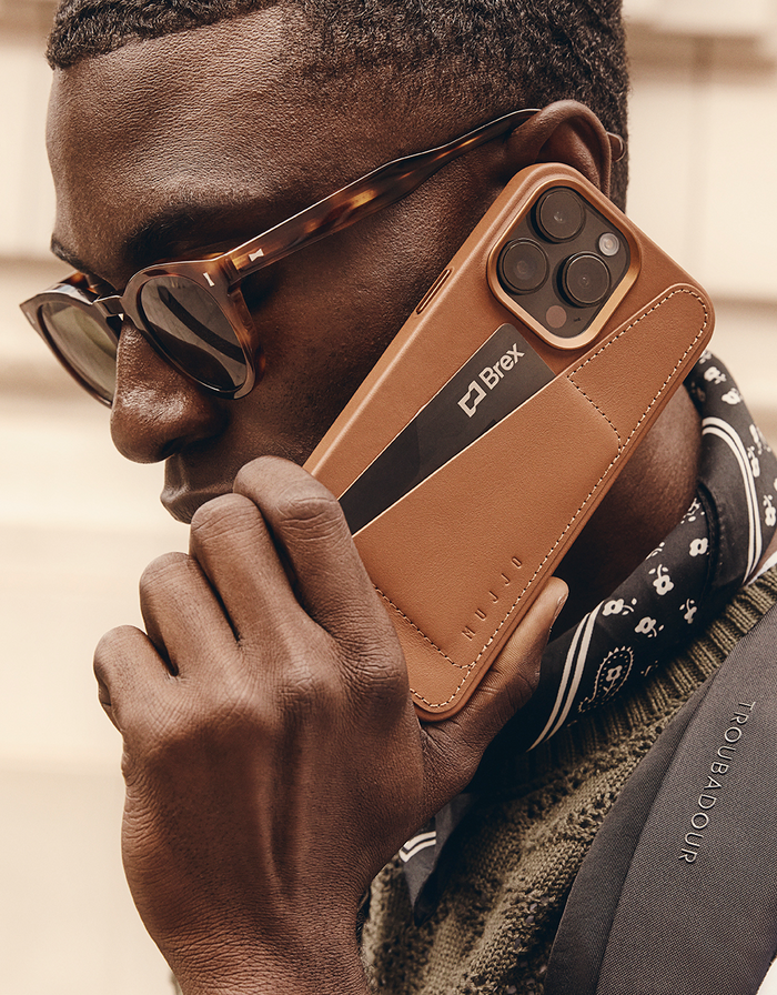 IPHONE 16 Leather Cases