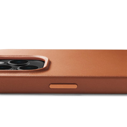 Mujjo Full Leather Case for iPhone 14 Pro, Tan, side button