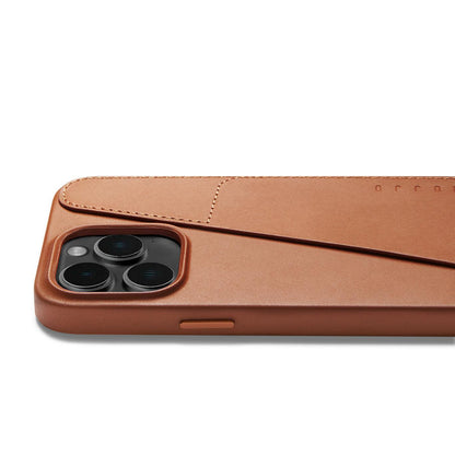 Mujjo Full Leather Wallet Case for iPhone 14 Pro Max, Tan, side button