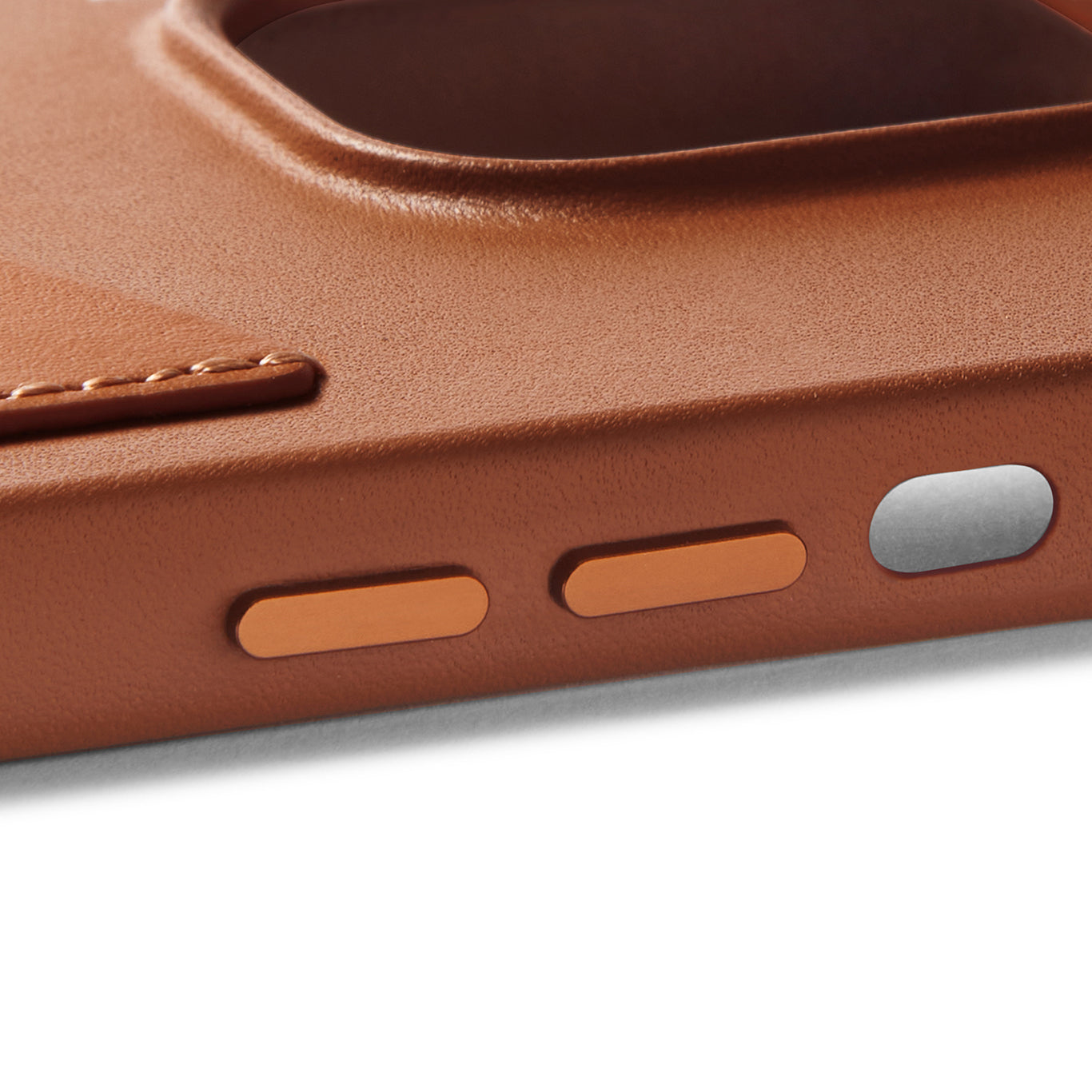 Mujjo Full Leather Wallet Case for iPhone 14, Tan, side buttons