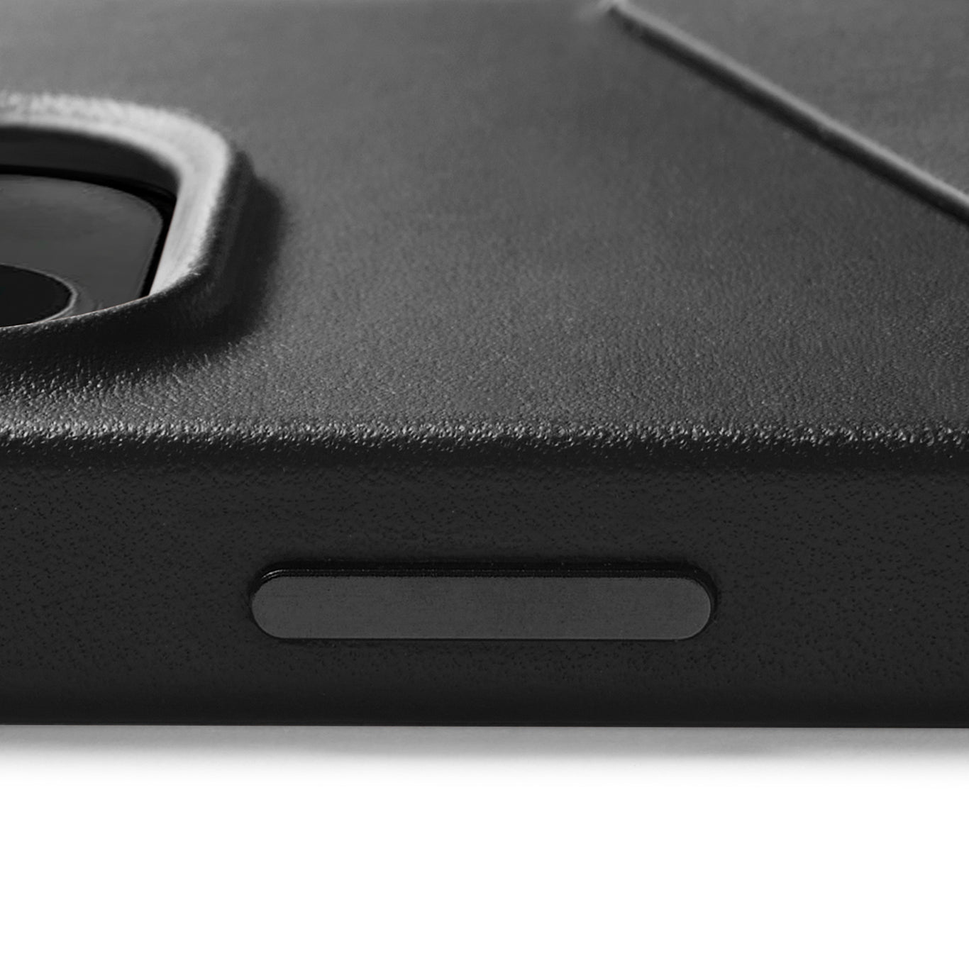 Mujjo Full Leather Wallet Case for iPhone 14, Black, side button